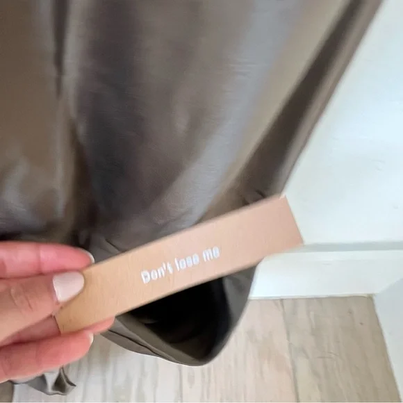 NWT Reformation Dasha Silk One Shoulder Maxi Dress in Morel Brown - Picture 10 of 12